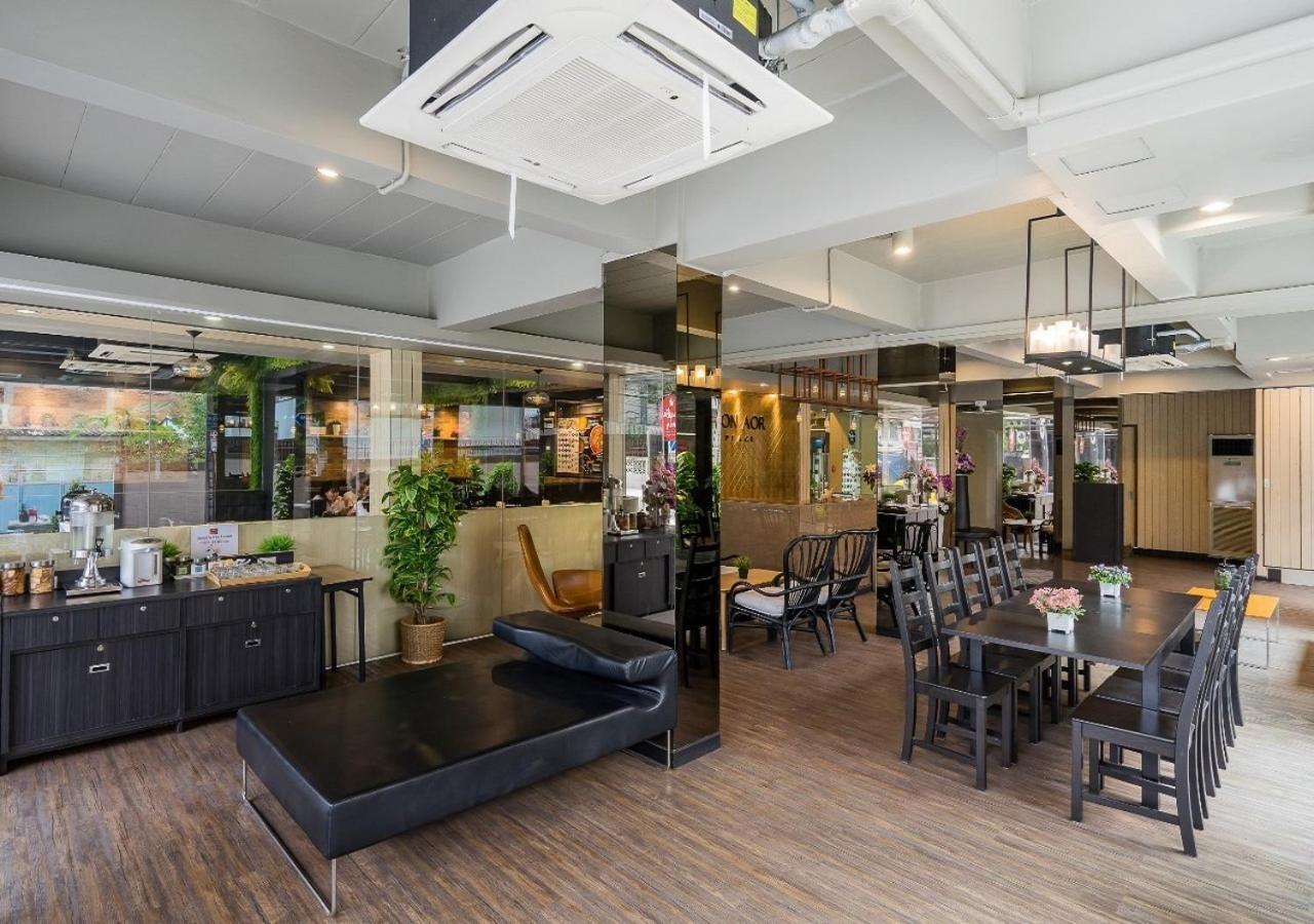 Ton Aor Place Hotel Bangkok Exterior photo